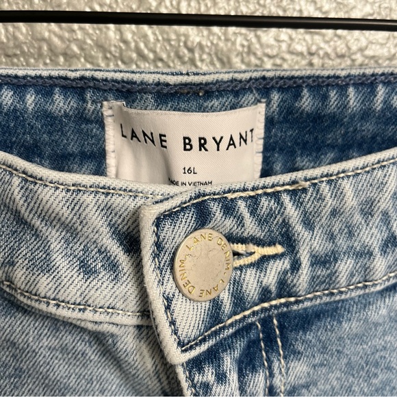 Lane Bryant Boyfriend Fit Embroidered Jean Women’s Size 16 Long Light Wash Boho - Picture 7 of 8